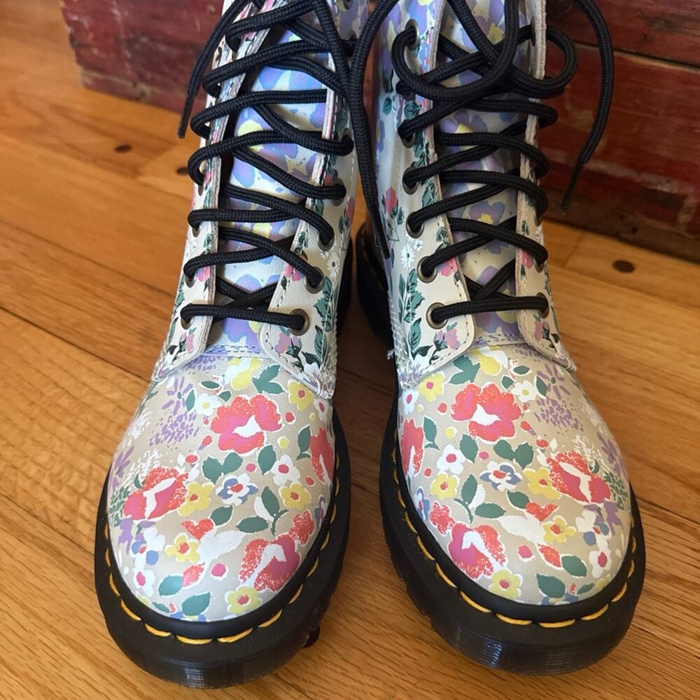 Dr Martens 1460 Floral Mash Up Combat Boots Women's US 6 Beige